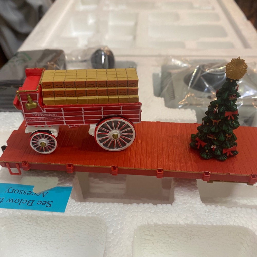 BH Budweiser Christmas Holiday Express train